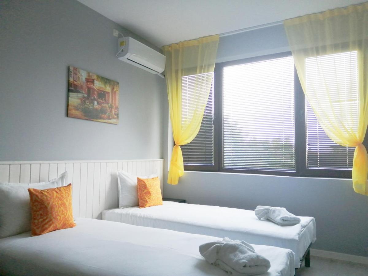 La Piazza Hotel Sumen Kültér fotó