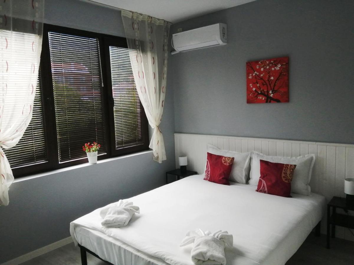 La Piazza Hotel Sumen Kültér fotó