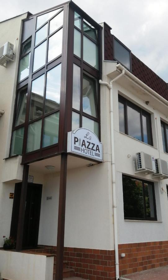 La Piazza Hotel Sumen Kültér fotó